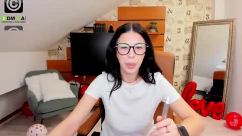 EmillyTaylor online show from 03-06-25, 04:41