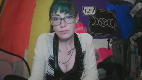 Emily Love online show from 12-01-25, 12:04