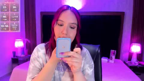 Snapshot of emily_5weet chatting on 10-24-25, 04:31 Emily online show from 10-24-25, 04:31