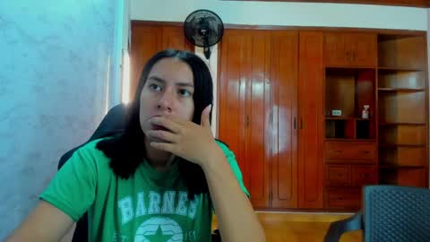 Emily and Soffy online show from 06-01-26, 12:29