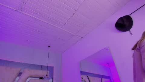 Emily online show from 10-24-25, 11:17