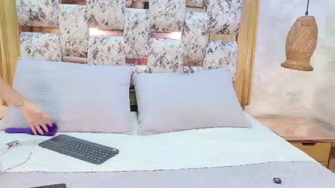 Snapshot of emily_greco chatting on 07-08-26, 11:37 emily_greco online show from 07-08-26, 11:37