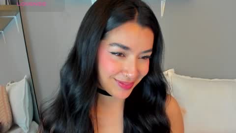 Snapshot of emily_haze chatting on 01-14-25, 02:11 Emily online show from 01-14-25, 02:11