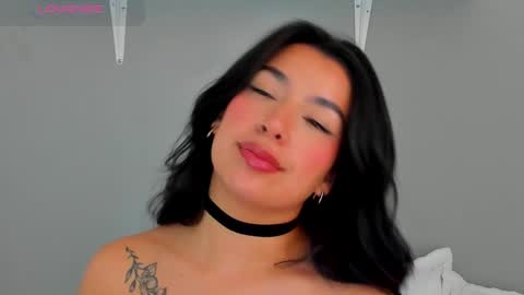 Snapshot of emily_haze chatting on 01-14-25, 05:12 Emily online show from 01-14-25, 05:12