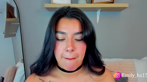 Snapshot of emily_haze chatting on 02-20-25, 06:24 Emily online show from 02-20-25, 06:24