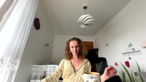 Snapshot of emily_in_parisss chatting on 10-03-25, 10:45 Emily  online show from 10-03-25, 10:45