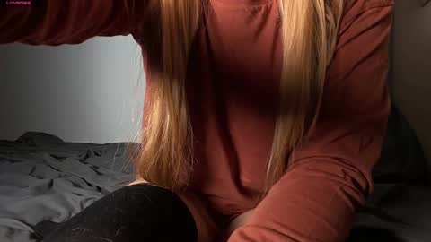 Emily online show from 03-12-25, 10:17