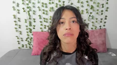 emily online show from 01-12-26, 04:12