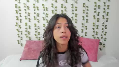 emily online show from 02-08-26, 03:59