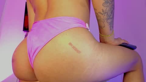 emily lady20  Independient modelIndependiente online show from 02-22-25, 10:18