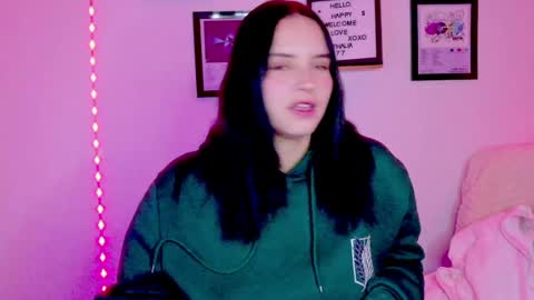 Snapshot of emily_lindey_ chatting on 07-07-26, 07:23 Emily Lindey online show from 07-07-26, 07:23