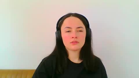 emily_morning_dew online show from 01-21-25, 12:18