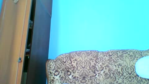 emily_morning_dew online show from 02-13-25, 12:54