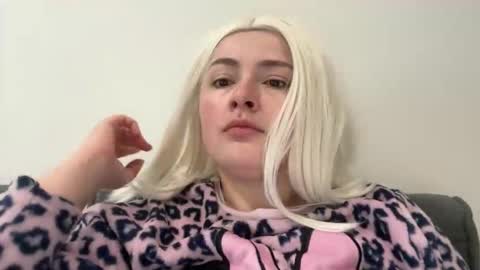 emily_morning_dew online show from 01-08-26, 08:16