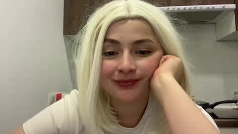 emily_morning_dew online show from 01-11-26, 02:33