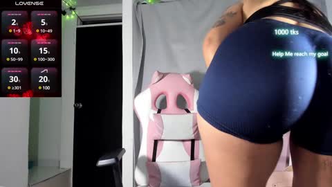 Snapshot of emily_palmeer chatting on 01-28-25, 11:28 emily_palmeer online show from 01-28-25, 11:28