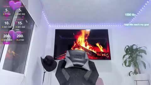 Snapshot of emily_palmeer chatting on 10-22-25, 10:26 emily_palmeer online show from 10-22-25, 10:26