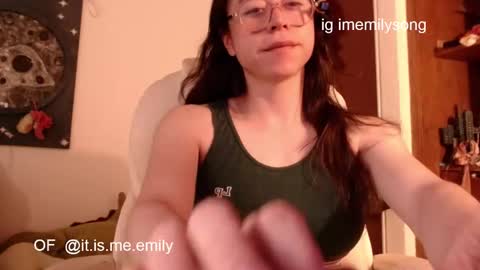 emily_pearl_ online show from 03-03-26, 10:26