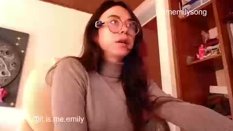 emily_pearl_ online show from 03-19-26, 02:32