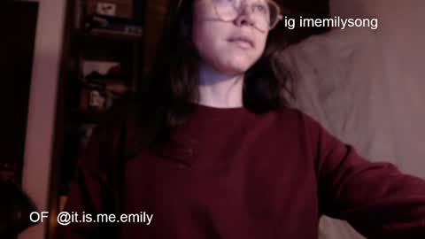 Snapshot of emily_pearl_ chatting on 05-25-26, 09:15 emily_pearl_ online show from 05-25-26, 09:15