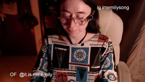 Snapshot of emily_pearl_ chatting on 05-27-26, 01:57 emily_pearl_ online show from 05-27-26, 01:57