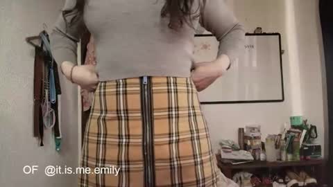 emily_pearl_ online show from 07-24-26, 04:38