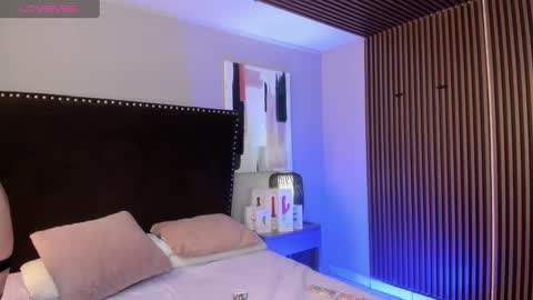 Emily  online show from 02-23-25, 01:10