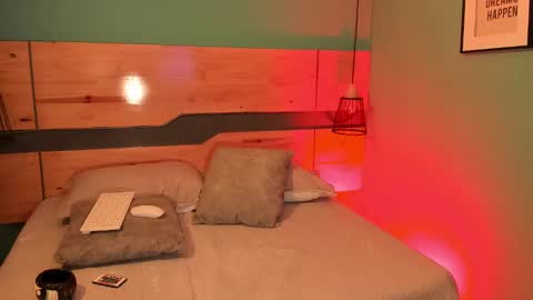 Emily  online show from 09-17-25, 02:08