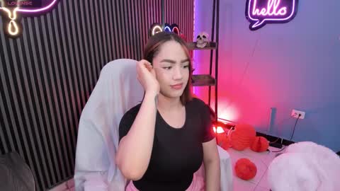 Emily  online show from 11-01-25, 06:15