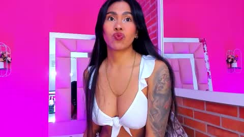 Emily online show from 09-19-25, 11:33