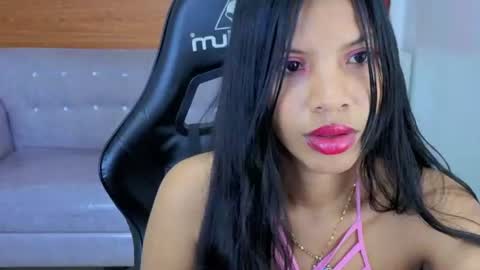 Snapshot of emily_smith_t chatting on 06-08-26, 07:47 emily_smith_t online show from 06-08-26, 07:47