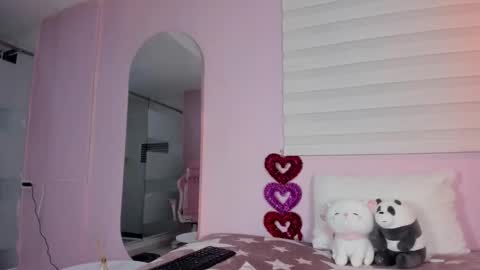 Emily online show from 02-08-25, 12:39