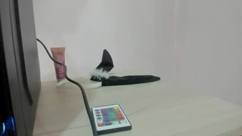 Emily online show from 02-28-25, 12:09