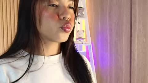 Emily online show from 04-15-26, 12:23