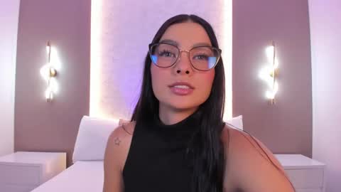 emily_tolson online show from 02-02-26, 07:23