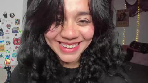 Snapshot of emily_vader chatting on 04-11-26, 02:05 emily_vader online show from 04-11-26, 02:05