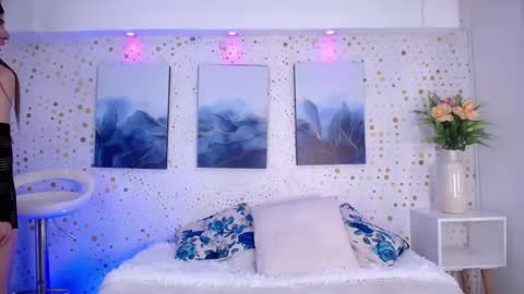 Emily. online show from 11-12-25, 03:29