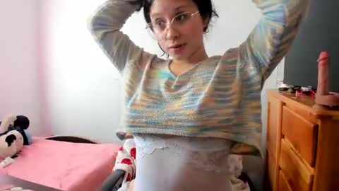 emily_vixen_ online show from 10-23-25, 12:59