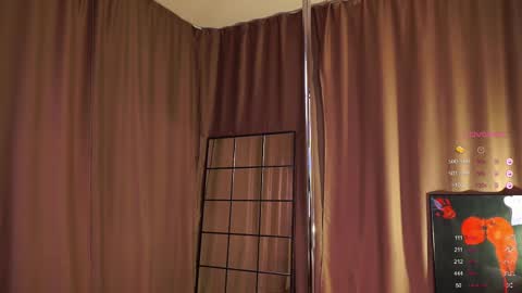 Lia online show from 02-24-25, 09:00