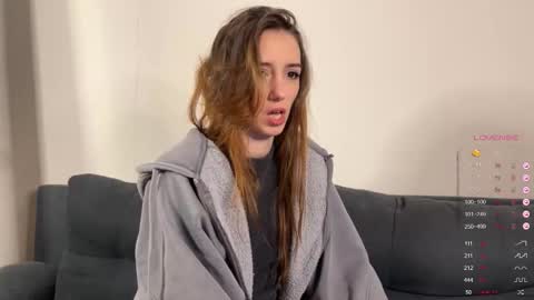 Lia online show from 11-29-25, 06:49