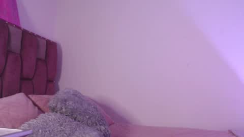 emily_w2 online show from 03-03-25, 02:15