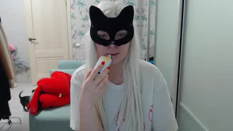 Emily online show from 01-09-26, 02:20