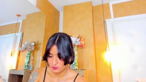 emilyadams0 online show from 12-01-25, 09:09