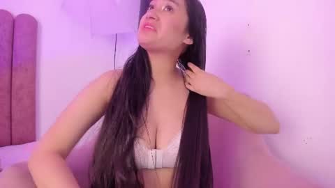 Snapshot of emilyandmarco_ chatting on 06-26-26, 02:21 Emilyyy online show from 06-26-26, 02:21