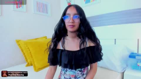 Snapshot of emilyblussh chatting on 02-16-26, 06:04 Emily Bluush online show from 02-16-26, 06:04