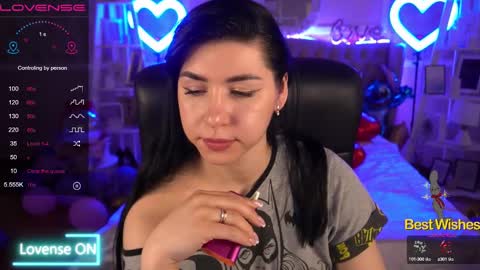 Emy online show from 02-11-25, 12:58