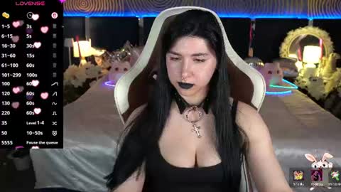 Emy online show from 06-16-26, 06:49
