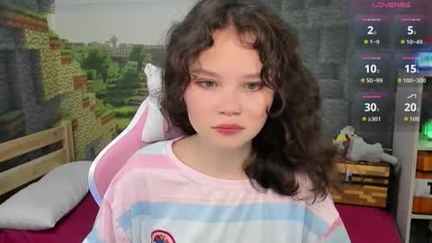 Emilyhaves online show from 09-10-25, 06:08