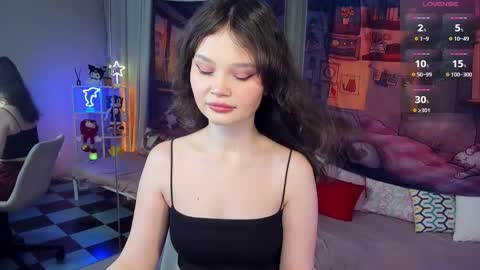 Emilyhaves online show from 12-16-25, 06:07