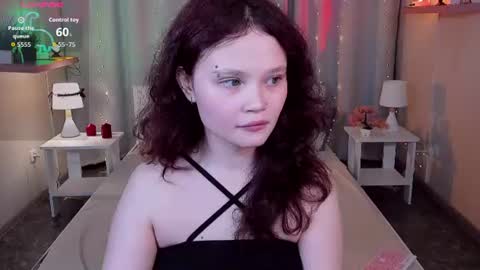Emilyhaves online show from 06-11-26, 10:02